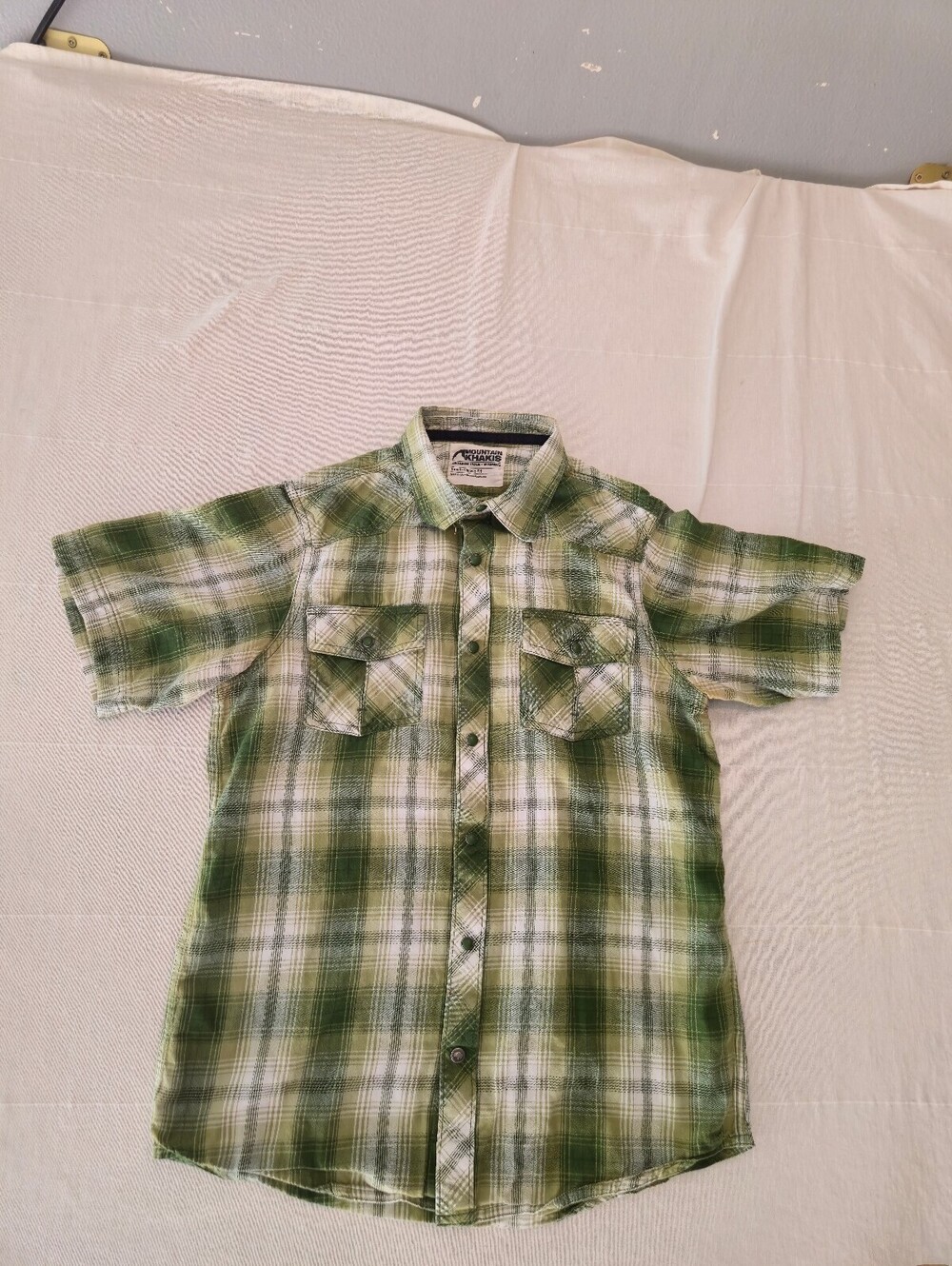 Mountain Khakis Classic Fit Small Green Plaid Short Sleeve Shirt